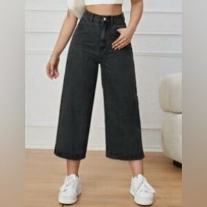 Stylish Black Wide-Leg Jeans